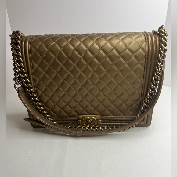 Chanel large maxi metallic bronze quilted boy flap bag - Picture 9 of 15